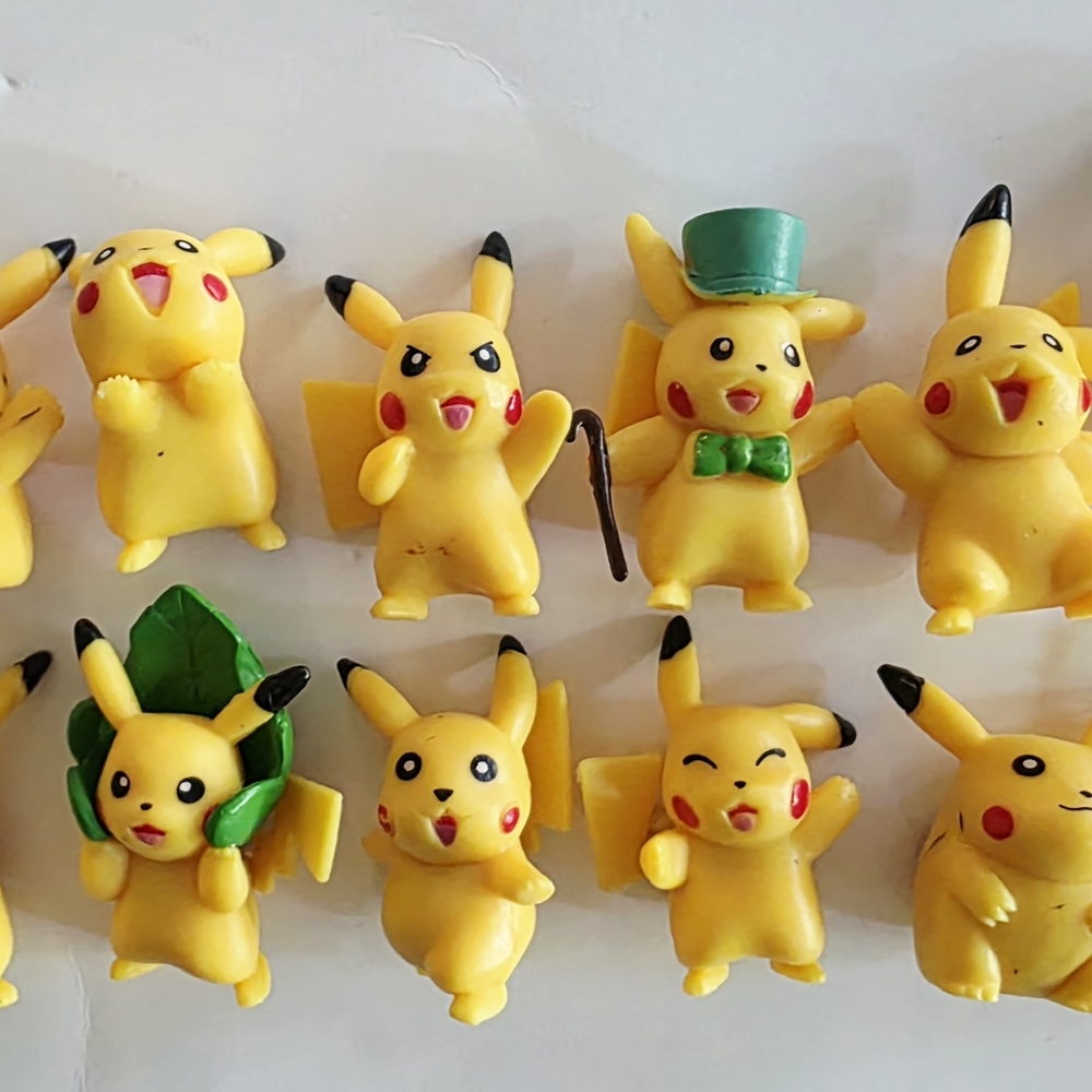 Pokemon Pikachu figures bundle.